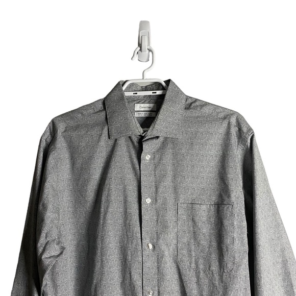 Calvin Klein Men's Black/White Patterned Button-Down Regular Fit Shirt - Picture 2 of 7